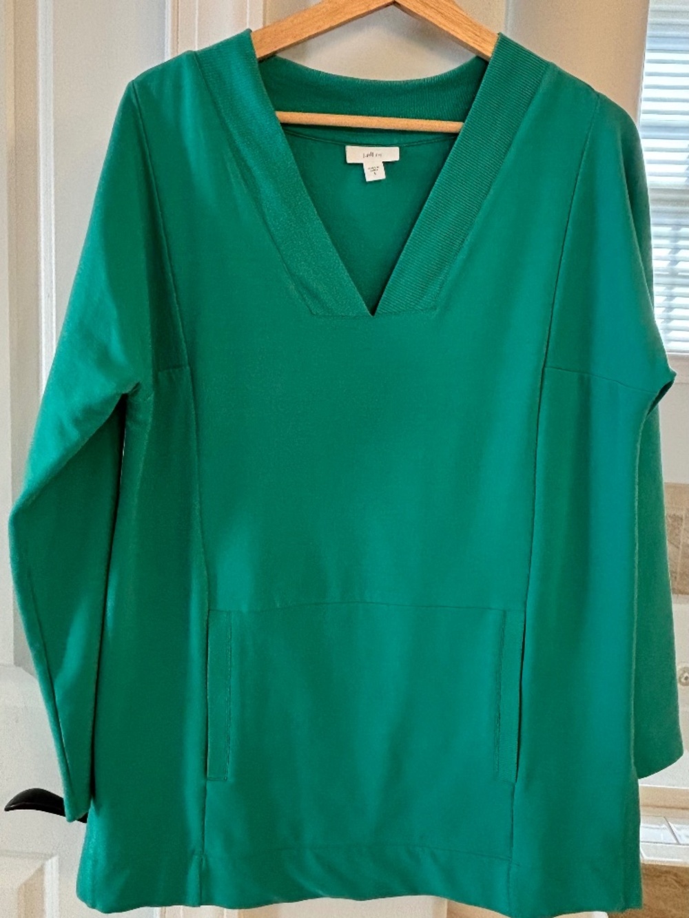 J.Jill Fit Jade Green Tunic French Terry V-Neck Sweatshirt. Like New!